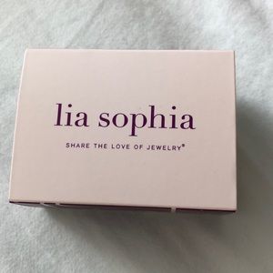 Gold clear drop earrings